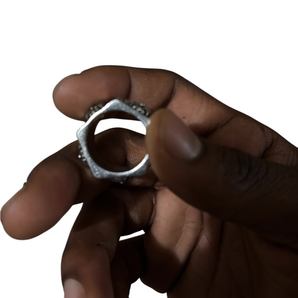 CHROME HEARTS HEXAGRAM RING - Picture 5 of 5